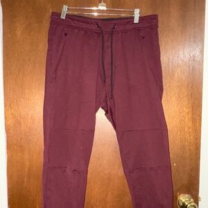 MEN'S MAROON JOGGERS